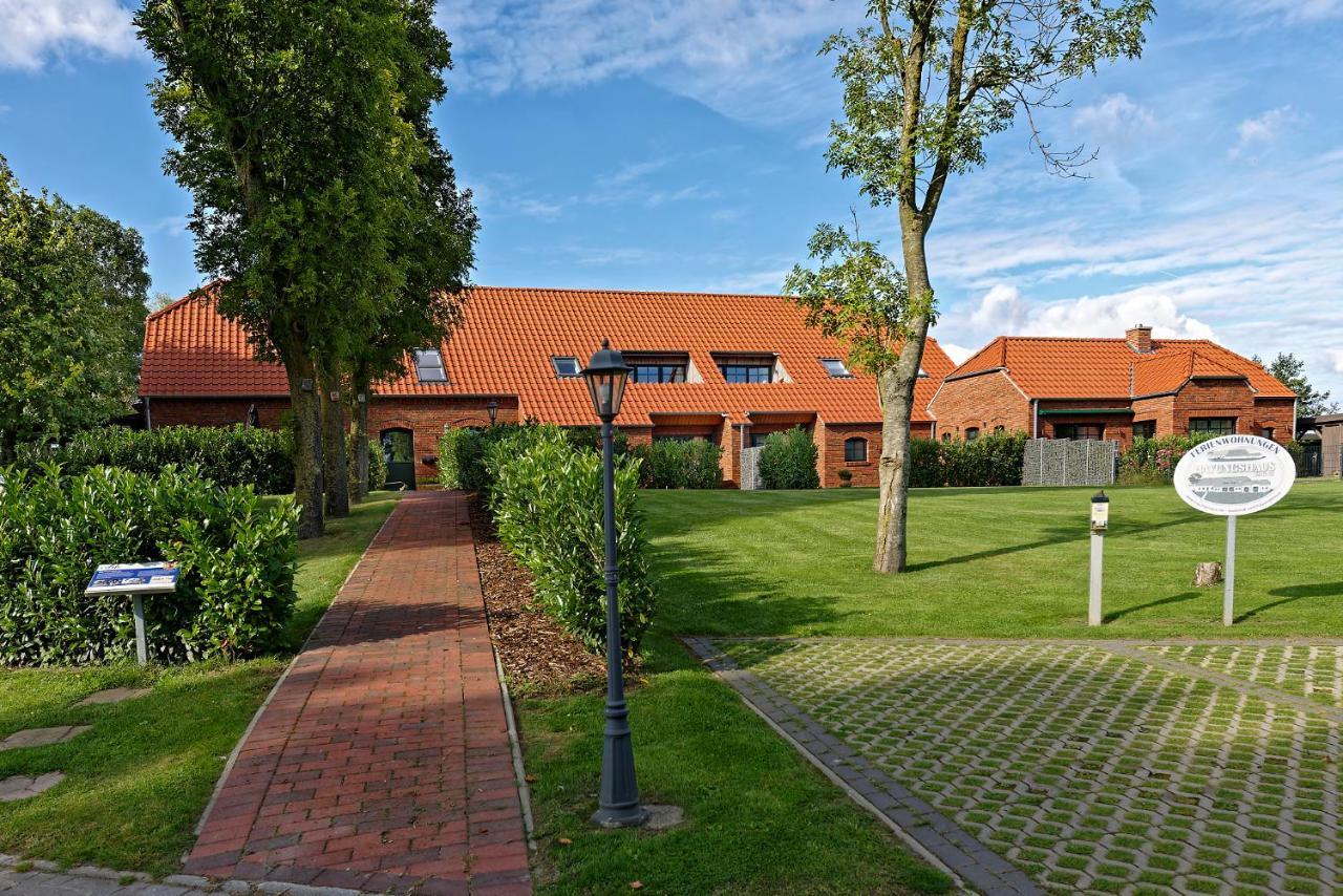 Hayungshaus Esens Apartment Екстериор снимка